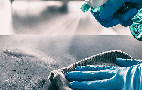 Srodki czyszczace i pielegnacyjne